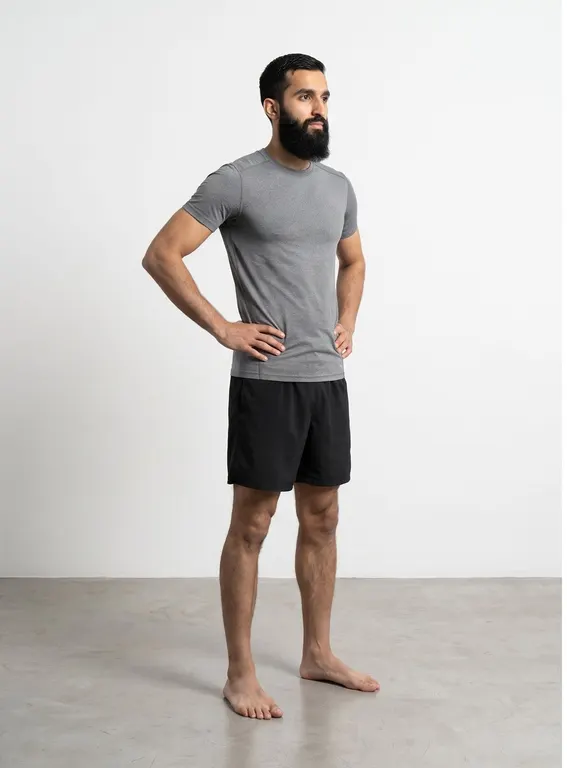 Reverse Lunges, position 1